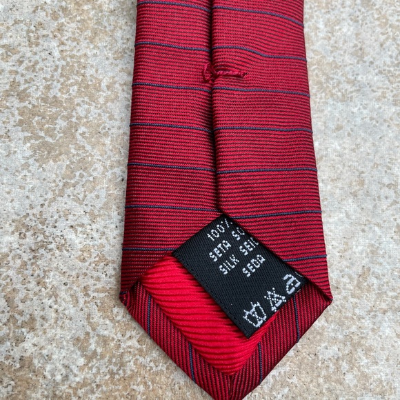 Valentino tie - Picture 3 of 6